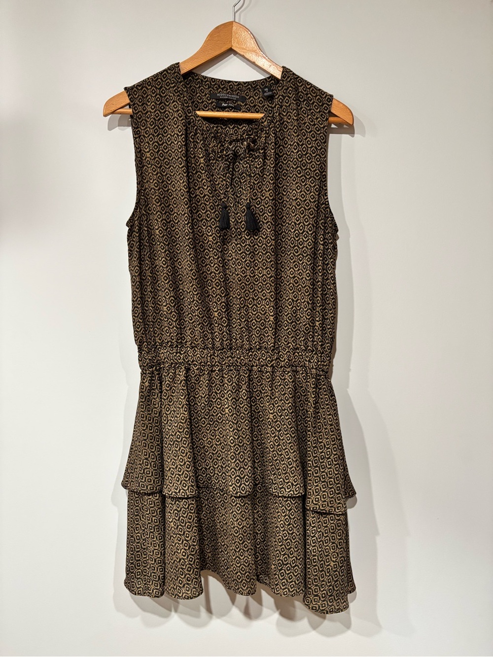 Scotch & Soda Black and Tan Sleeveless Geometric Tiered Mini Dress